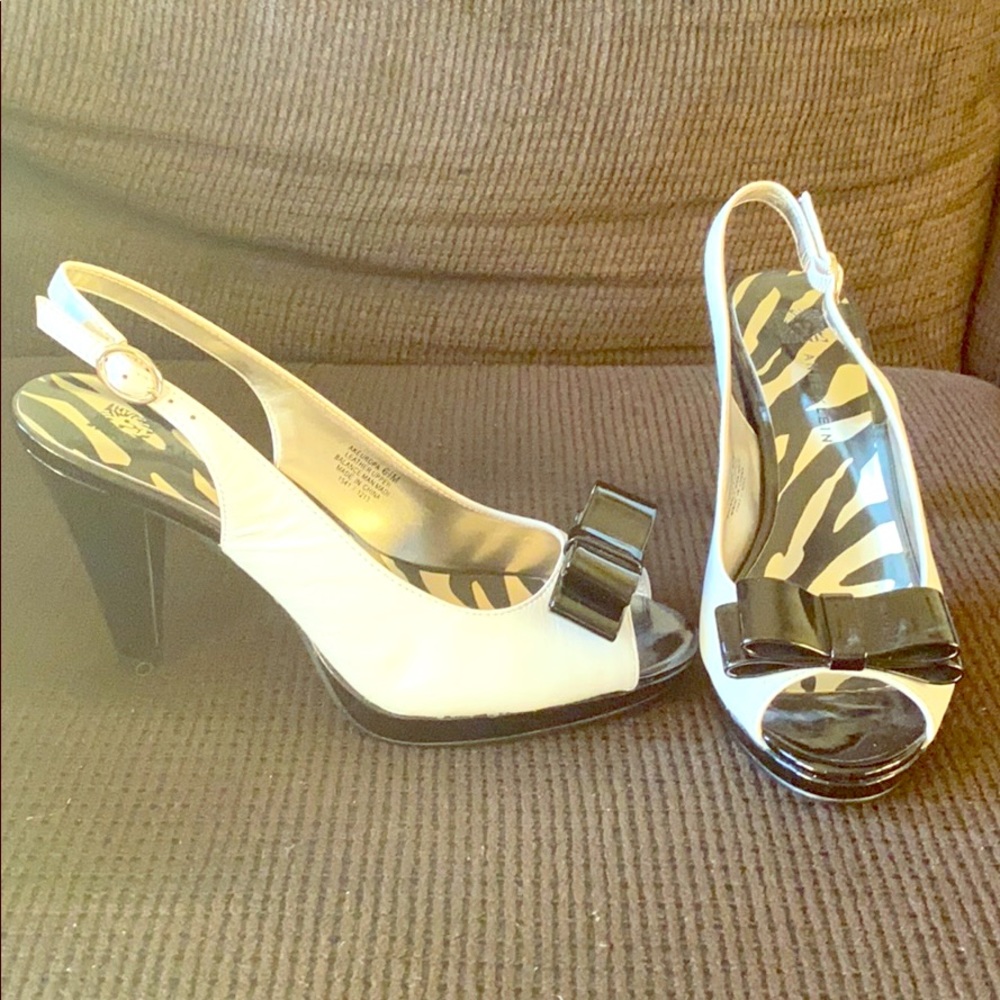 Ann Klein white and black heels